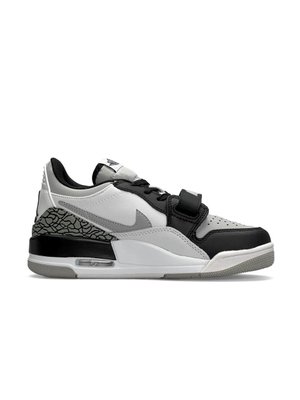 Nike Air Jordan Legacy 312 Black White 1010 фото